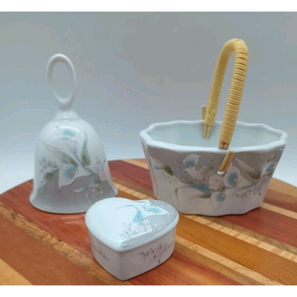 Russ Berrie Blue Calla Lilly Porcelain Bell Heart Trinket Jewelry Box Basket Set - Picture 1 of 9